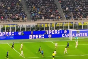 征服天体😱！来看当年邵佳一秀邵氏弧线绝杀风头正劲的广州恒大